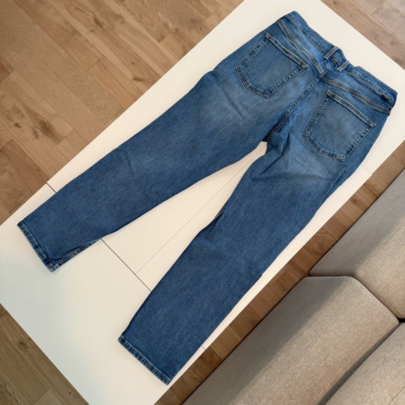 L.L. Bean Men's Vintage 1912 Jeans, Standard Athletic Fit, Tapered Leg 34x30 - Picture 2 of 4